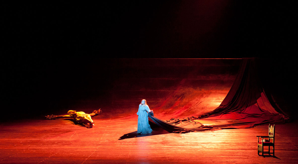 http://www.mathieucrescence.com/files/gimgs/4_opera5.jpg